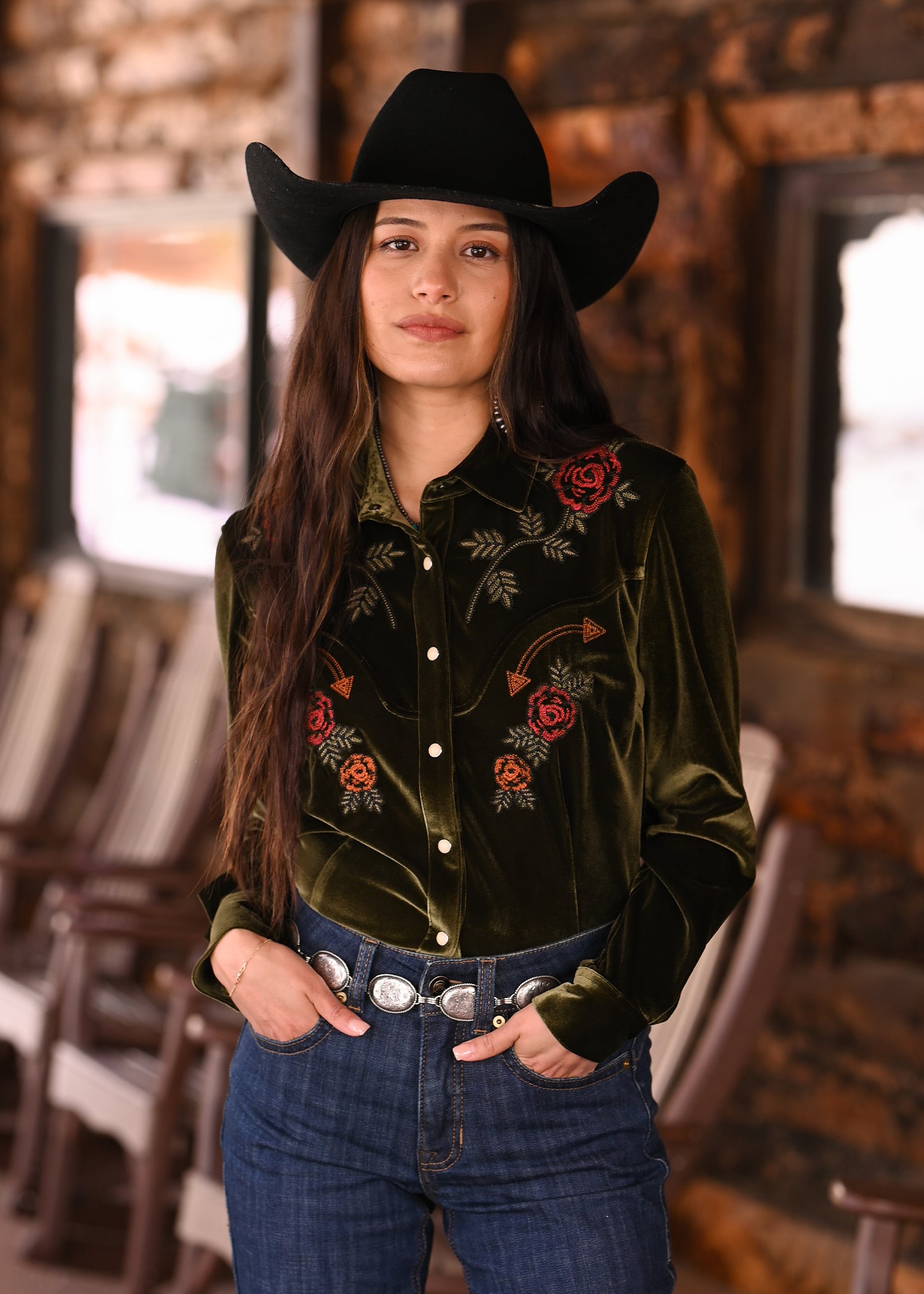 トップス Roundhem Velour Shirts Velour Tops for Women 2025 Long Sleeve Round Neck Shirts Elegant